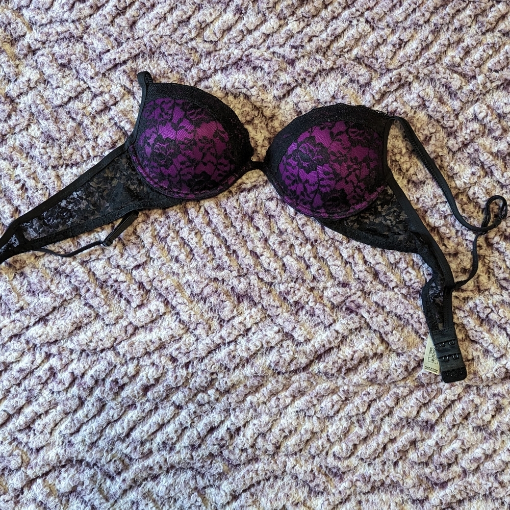 Pick 2 for $25 - La Senza Bra - 32B